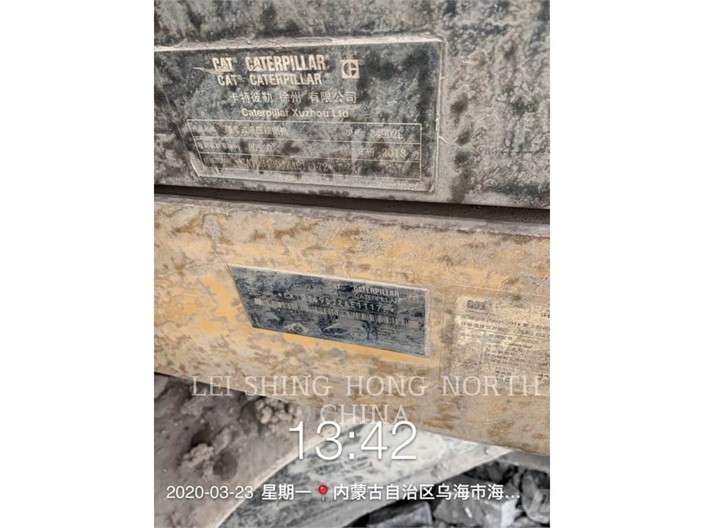 CAT 349D2L Pásové rýpadlá