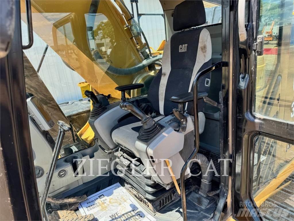 CAT 349E Pásové rýpadlá