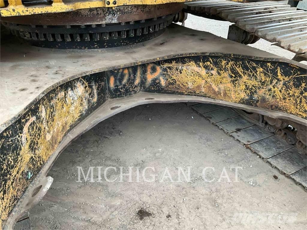 CAT 349FL Pásové rýpadlá