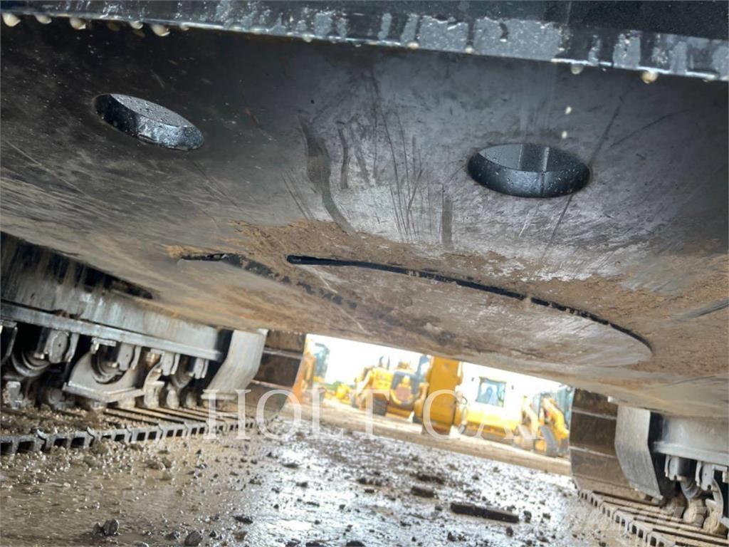 CAT 350 12 TC Pásové rýpadlá