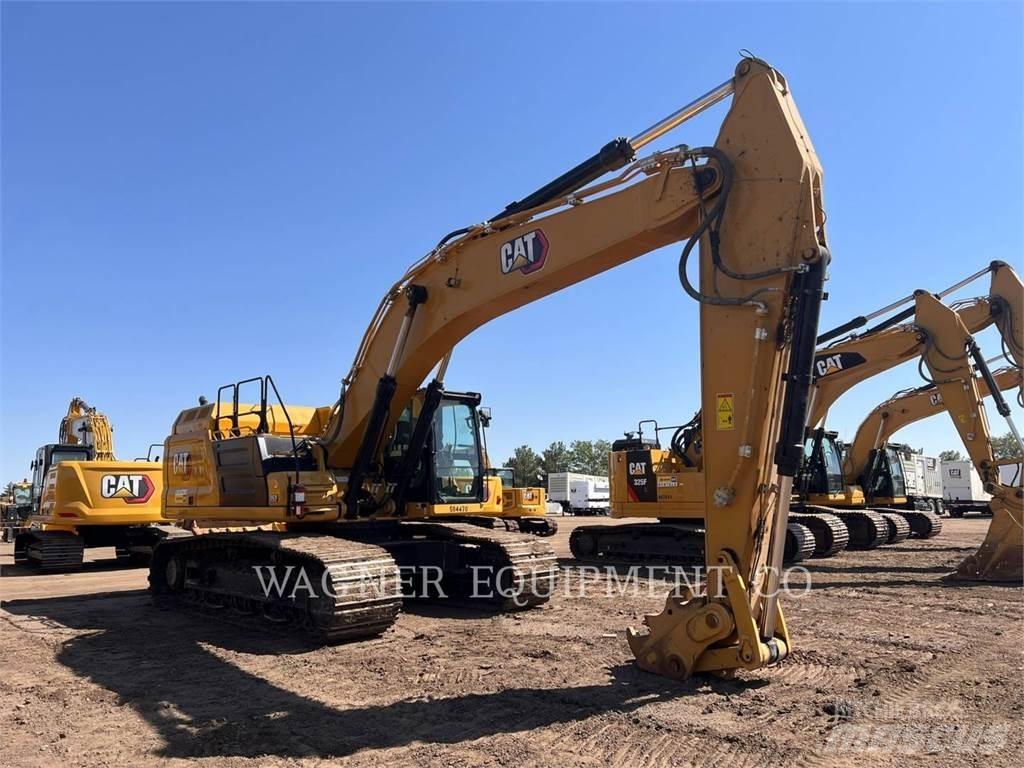 CAT 352 Pásové rýpadlá