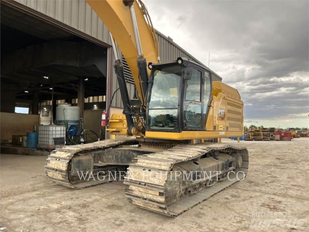 CAT 352 Pásové rýpadlá