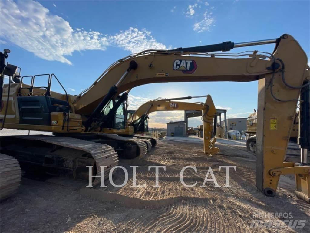 CAT 352 11 Pásové rýpadlá