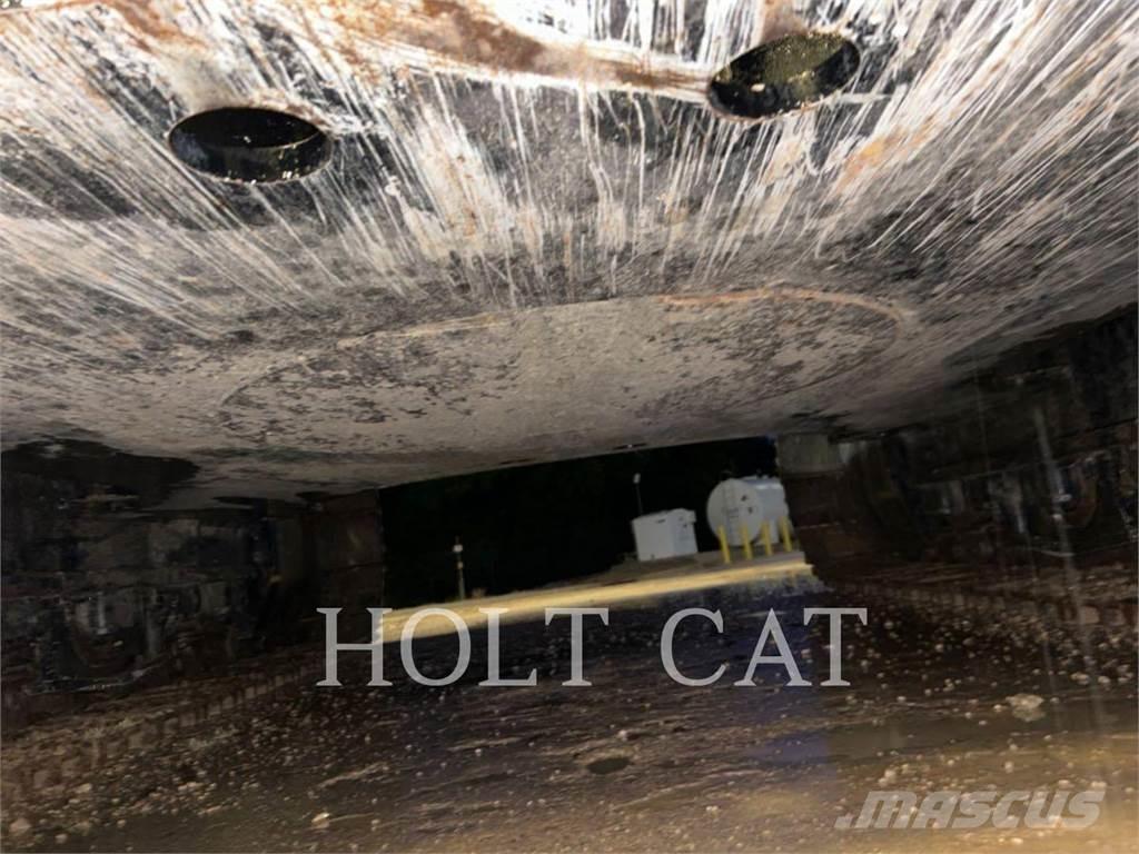 CAT 352 11 TC Pásové rýpadlá