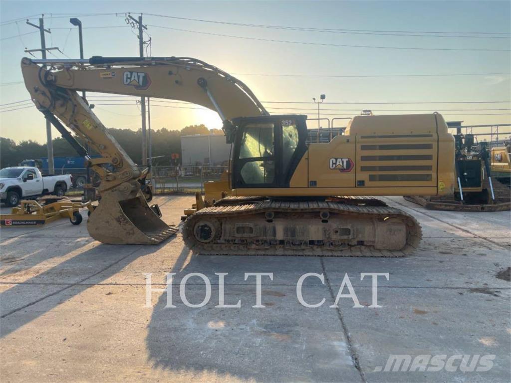 CAT 352 11 TC Pásové rýpadlá