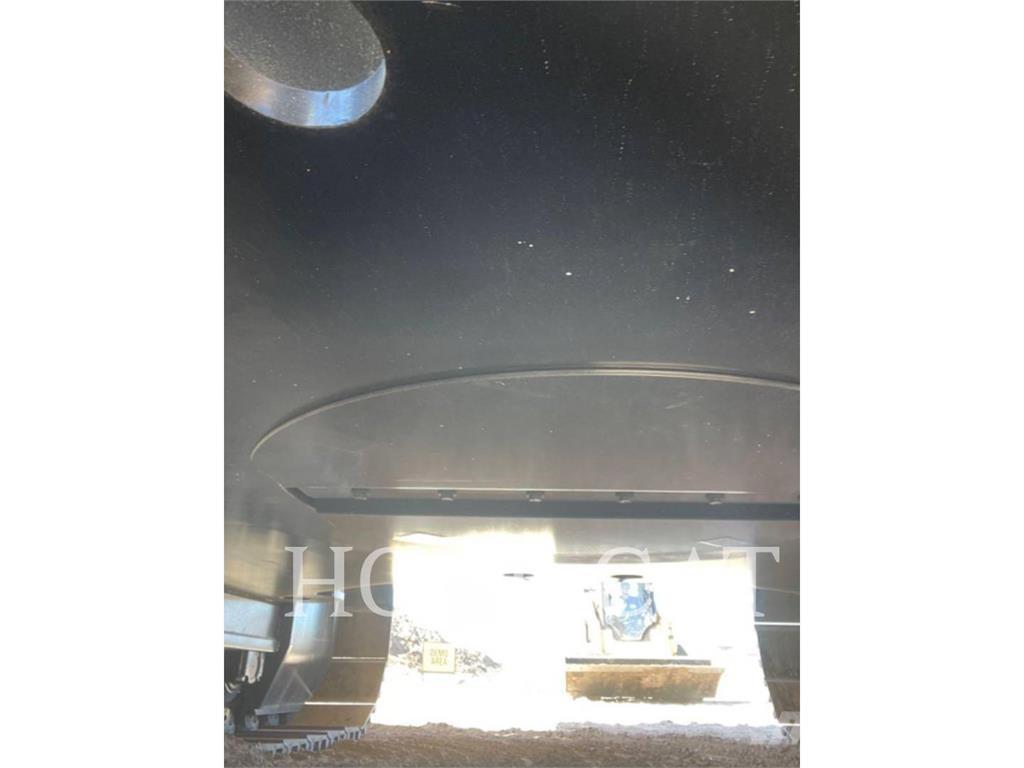 CAT 352 12 TC Pásové rýpadlá