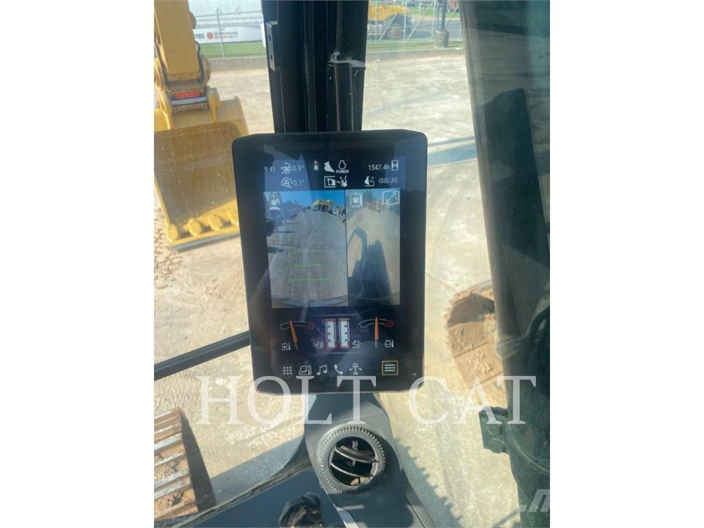 CAT 352 12 TC Pásové rýpadlá