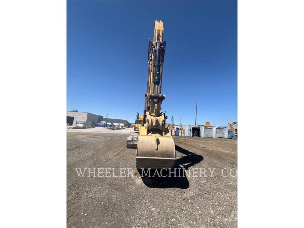 CAT 352 CF Pásové rýpadlá