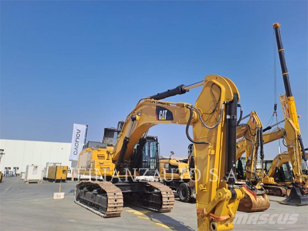 CAT 352FL Pásové rýpadlá