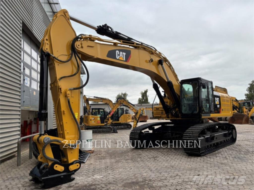 CAT 352FL Pásové rýpadlá