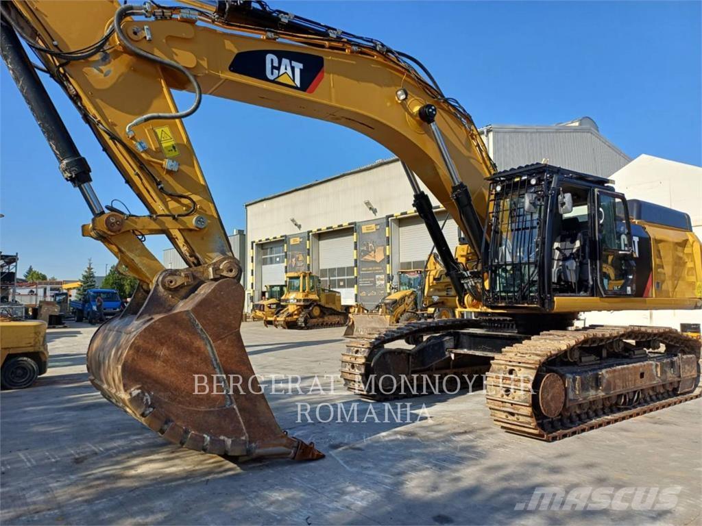 CAT 352FVG Pásové rýpadlá
