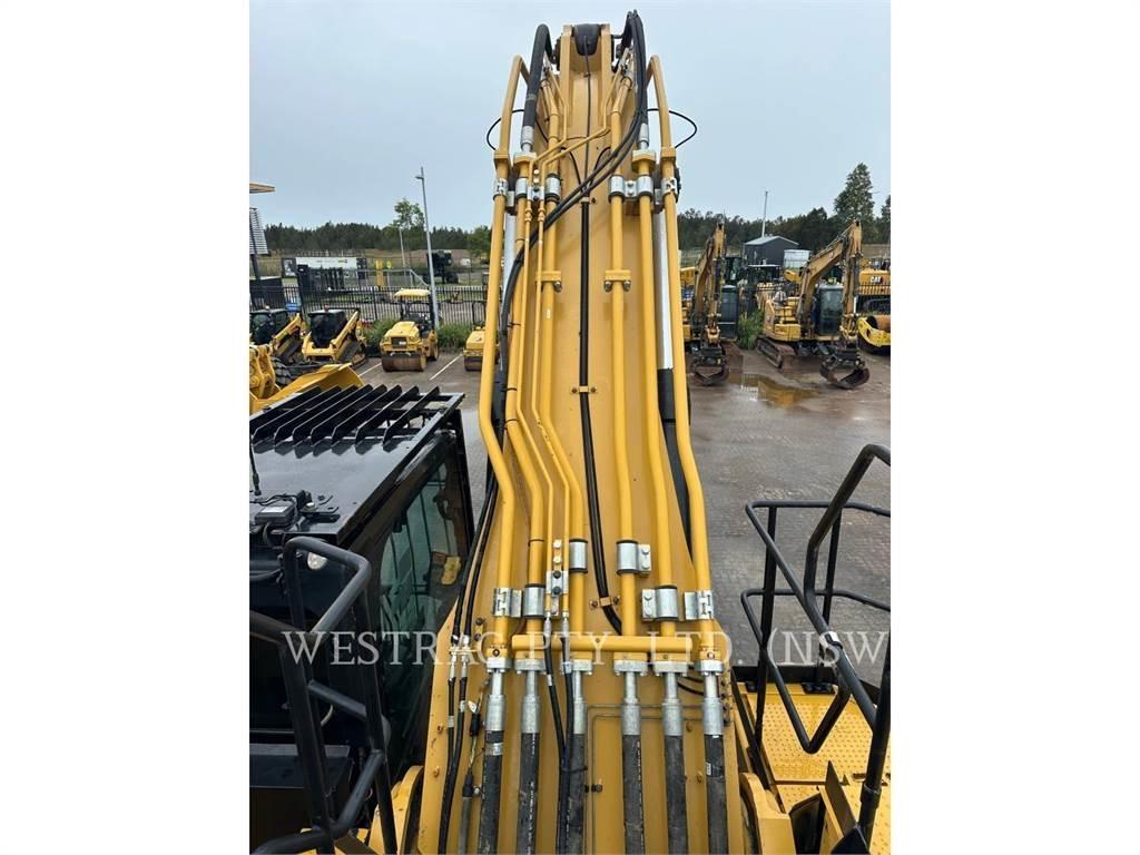 CAT 374-07 Pásové rýpadlá