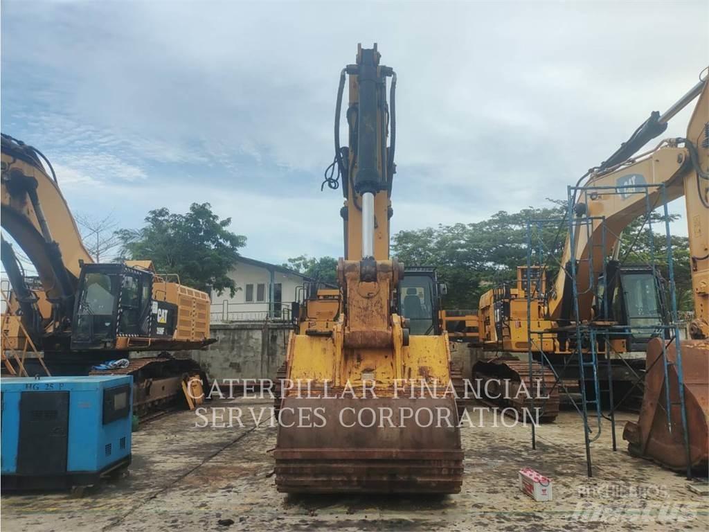 CAT 374F Pásové rýpadlá