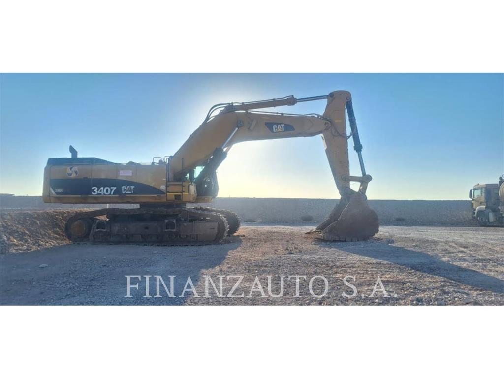 CAT 390DL Pásové rýpadlá