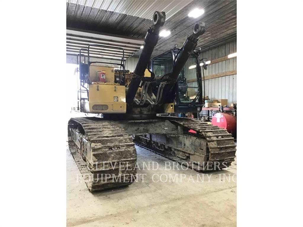 CAT 390FL Pásové rýpadlá