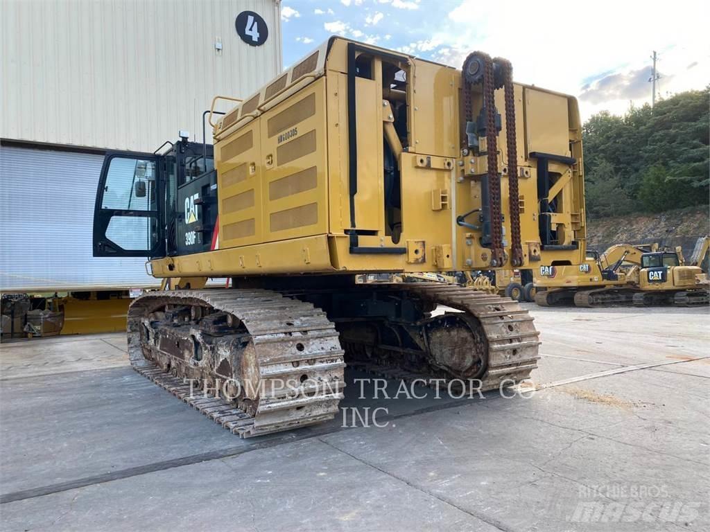 CAT 390FL Pásové rýpadlá