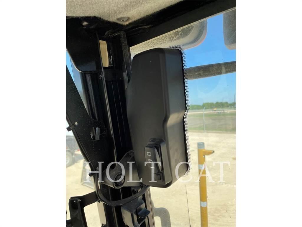 CAT 415F2IL Kolesové nakladače