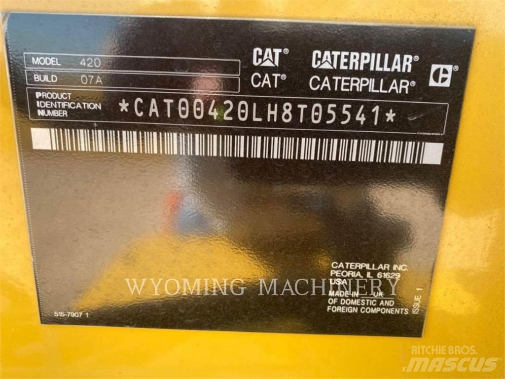 CAT 420 Rýpadlo-nakladače