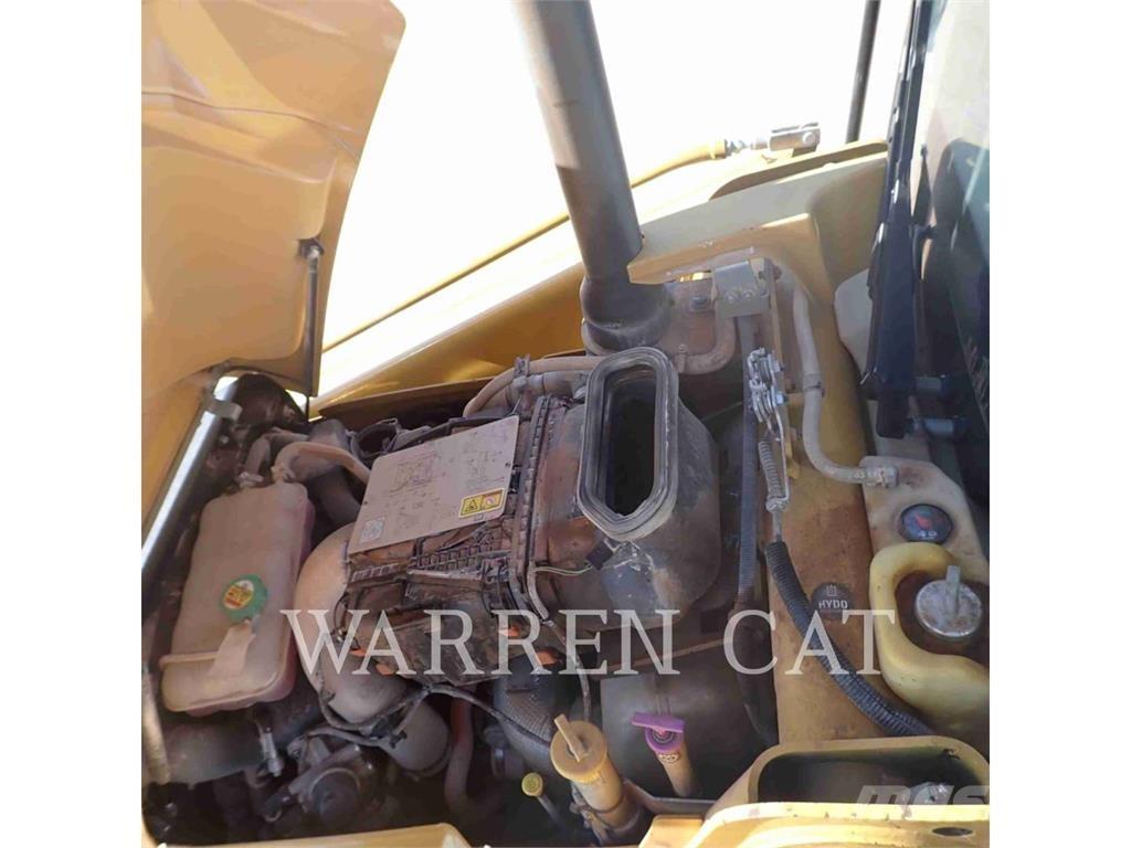 CAT 420 AE4 Rýpadlo-nakladače