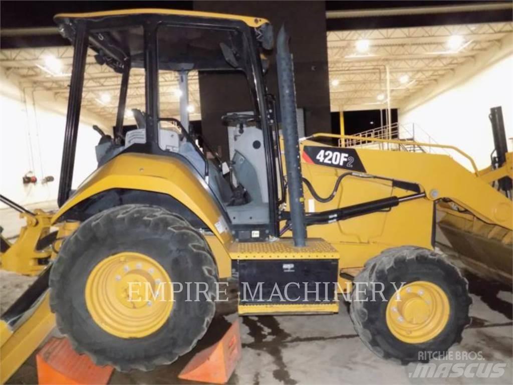 CAT 420F2 4EO Rýpadlo-nakladače