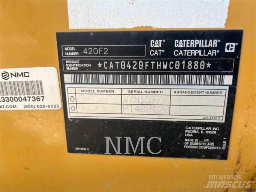 CAT 420F2 ST Rýpadlo-nakladače