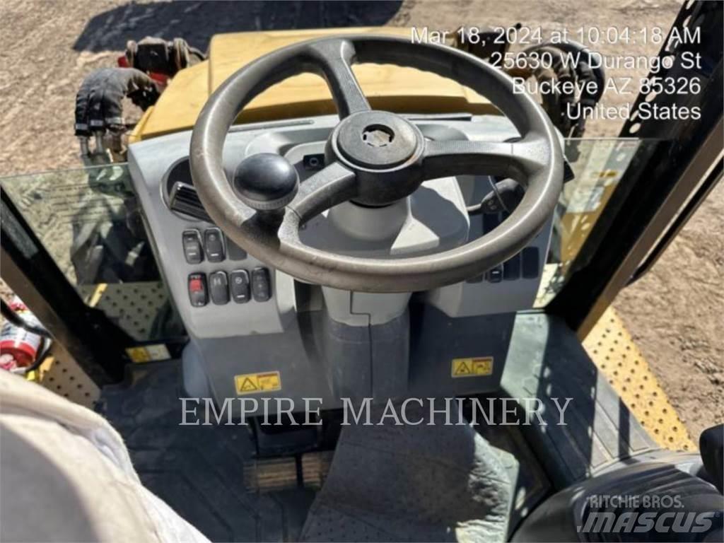 CAT 420F24EOIP Rýpadlo-nakladače