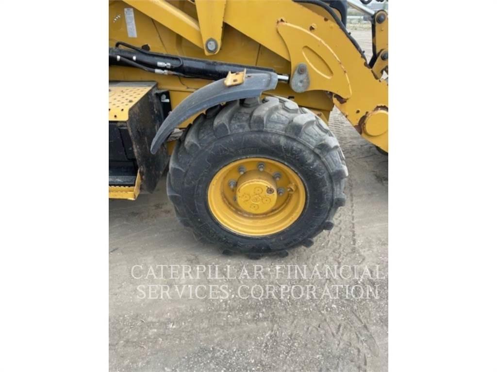 CAT 420F2IT Rýpadlo-nakladače