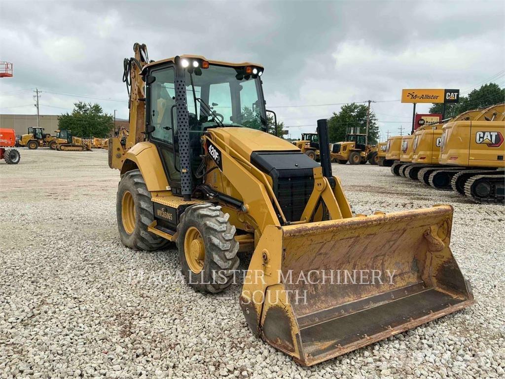 CAT 420F2ST Rýpadlo-nakladače