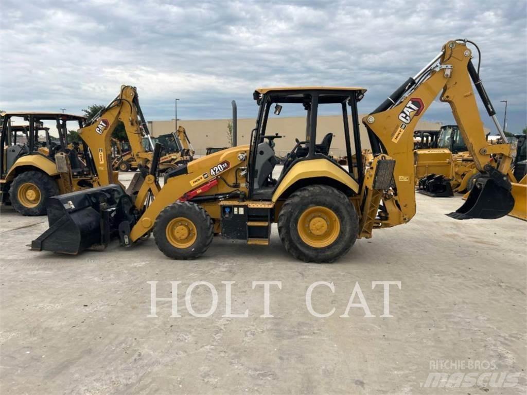 CAT 420XE IT4S Skrejpre