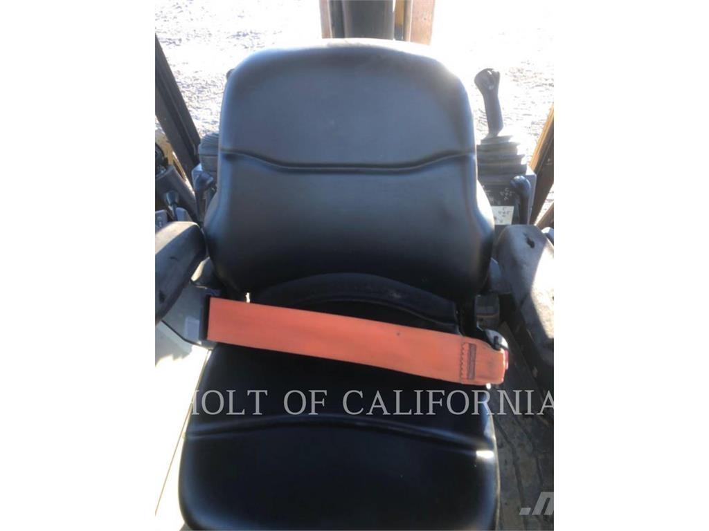 CAT 430 Rýpadlo-nakladače