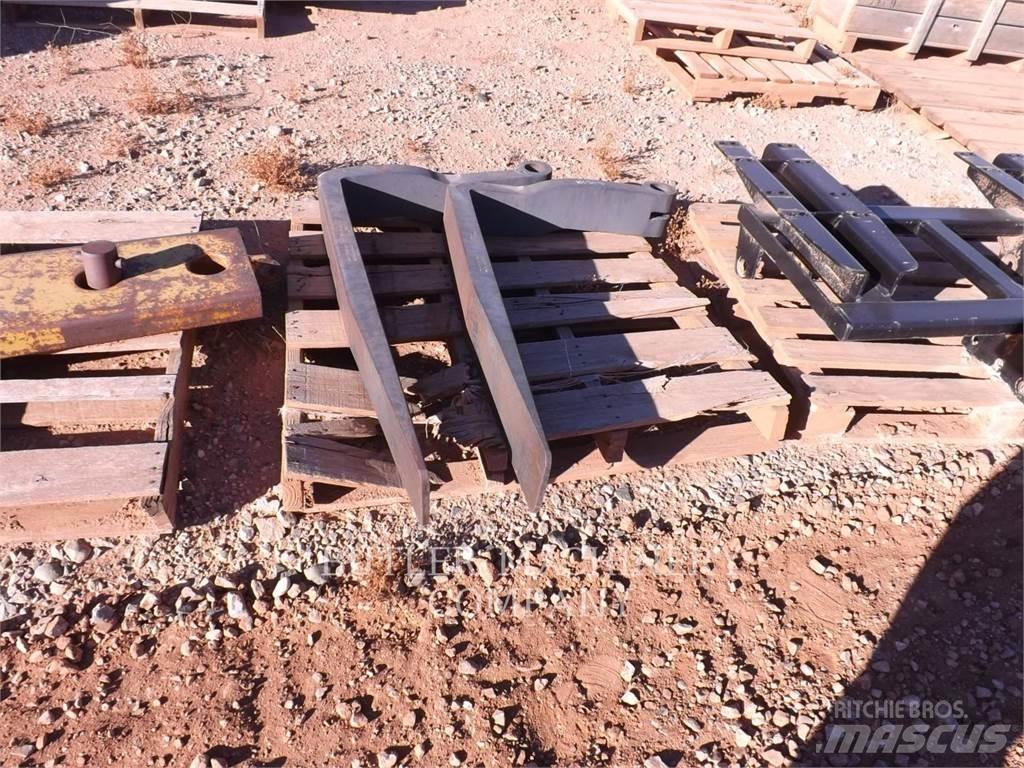 CAT 48TINES Vidlica
