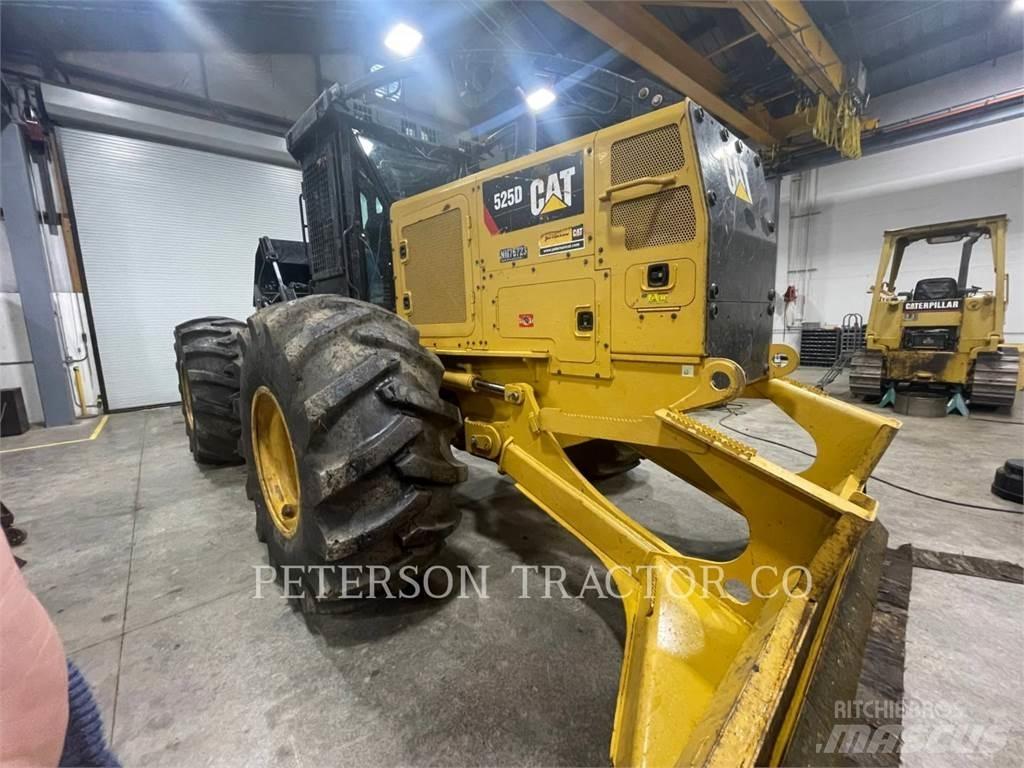 CAT 525D Skiddery