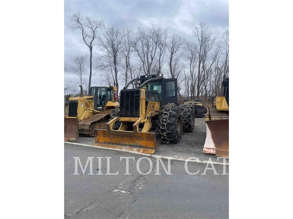 CAT 535C Skiddery