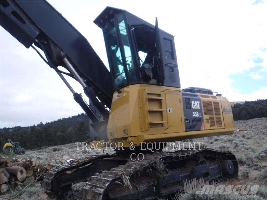 CAT 558FM LL Lesné traktory