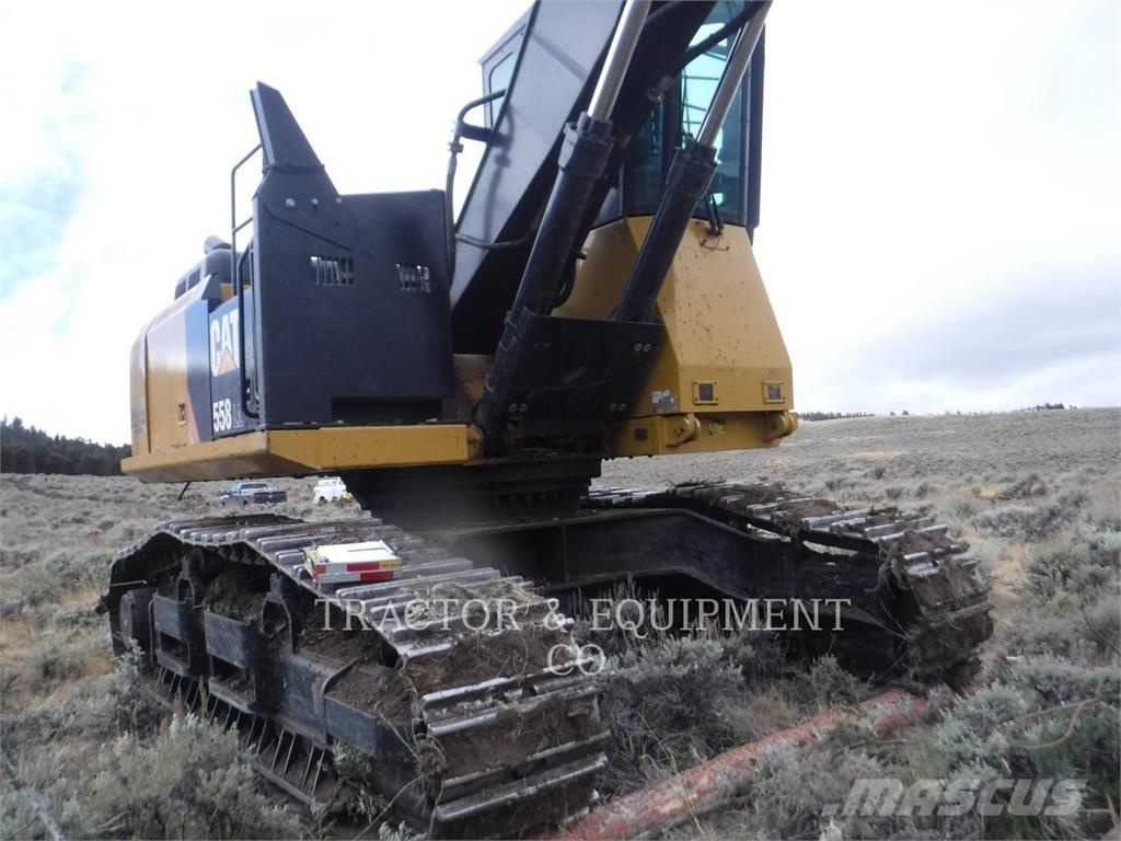 CAT 558FM LL Lesné traktory
