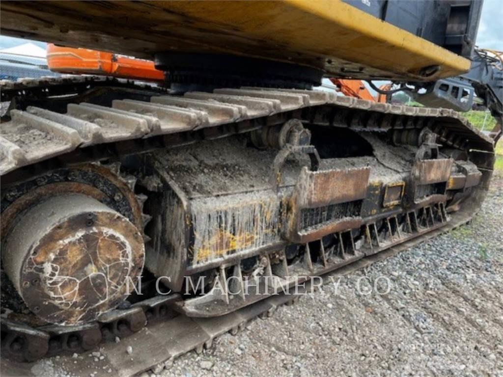 CAT 568FM LL Lesné traktory