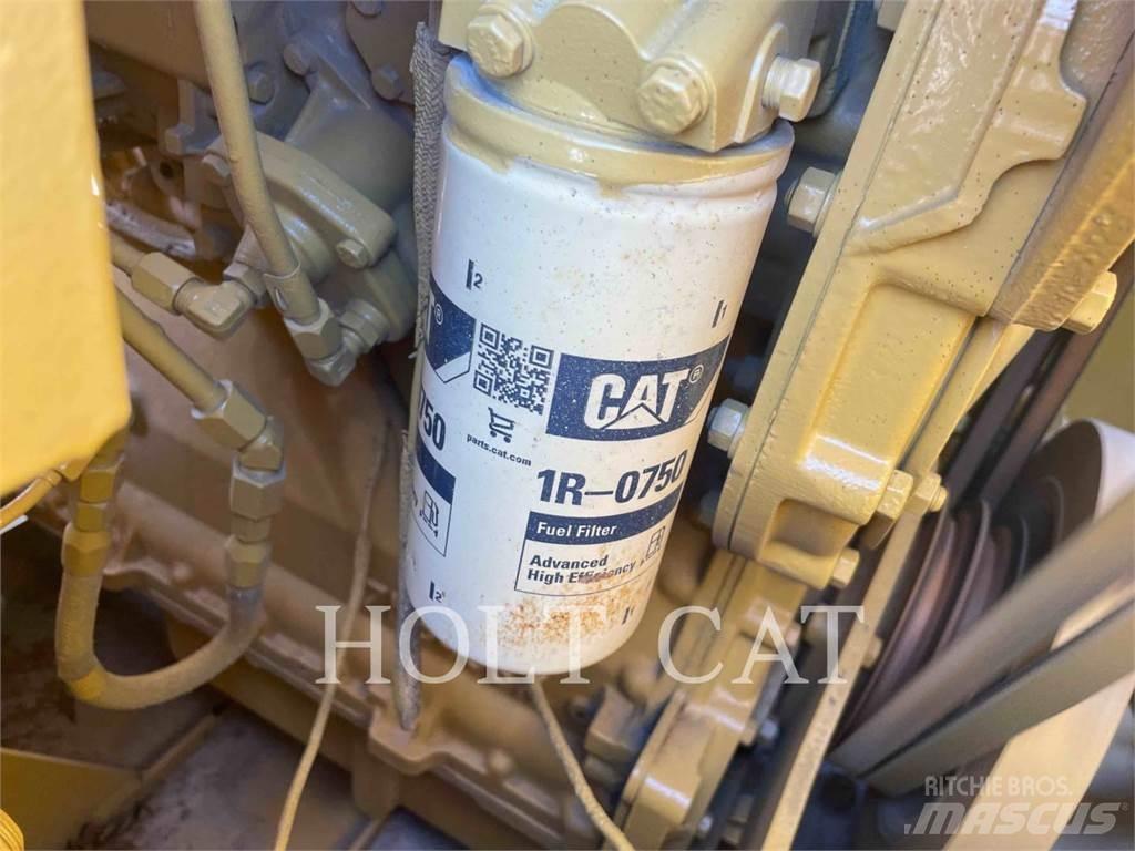 CAT 572G Ukladače potrubia