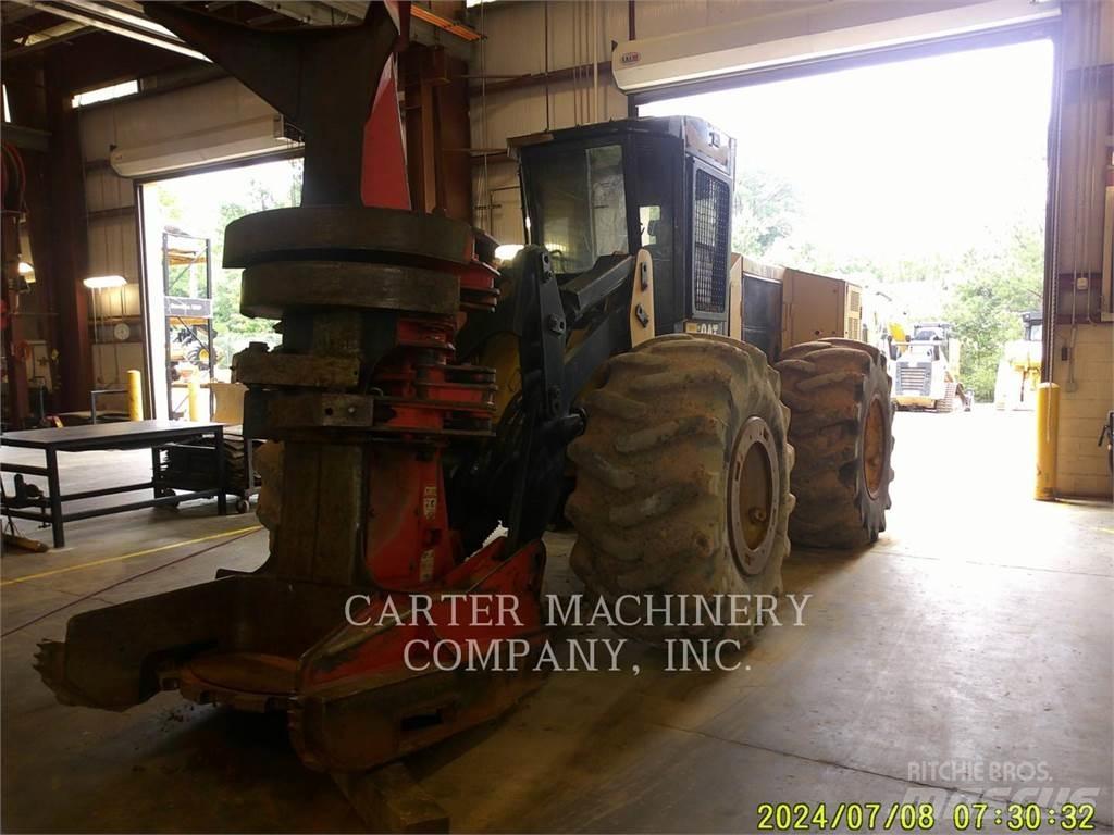 CAT 573C Stínacie harvestory