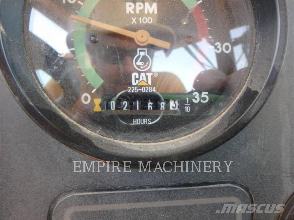CAT 613C Skrejpre