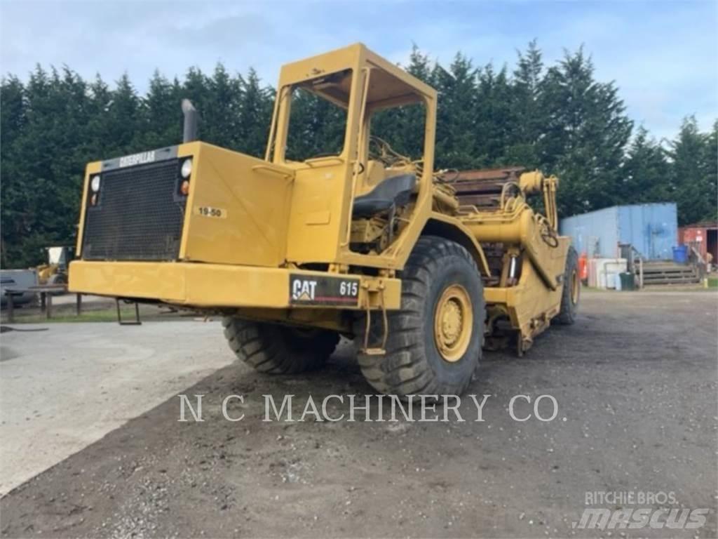 CAT 615 Skrejpre