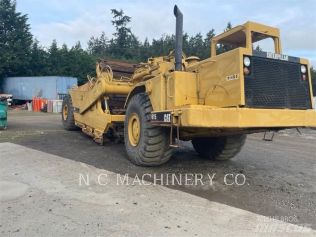 CAT 615 Skrejpre