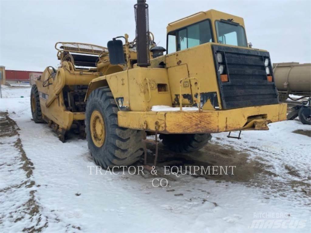 CAT 615C Skrejpre