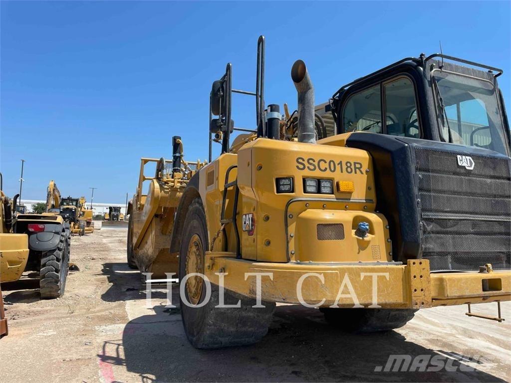 CAT 621 Skrejpre