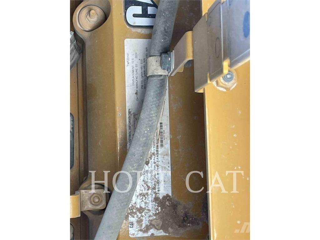 CAT 621 Skrejpre