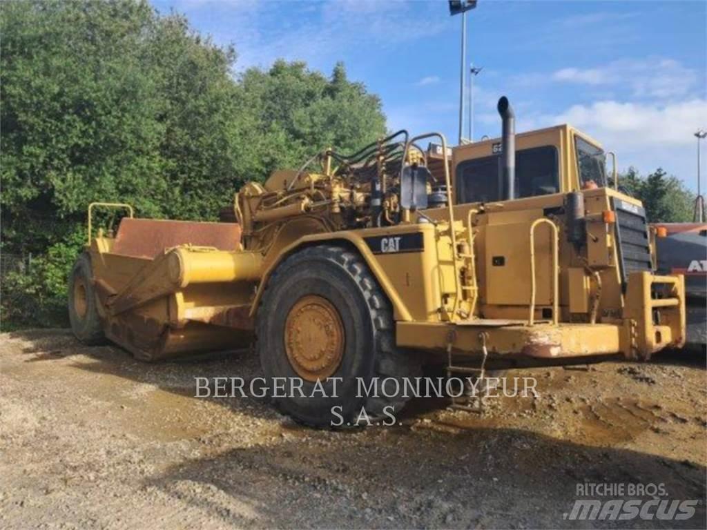 CAT 621F Skrejpre