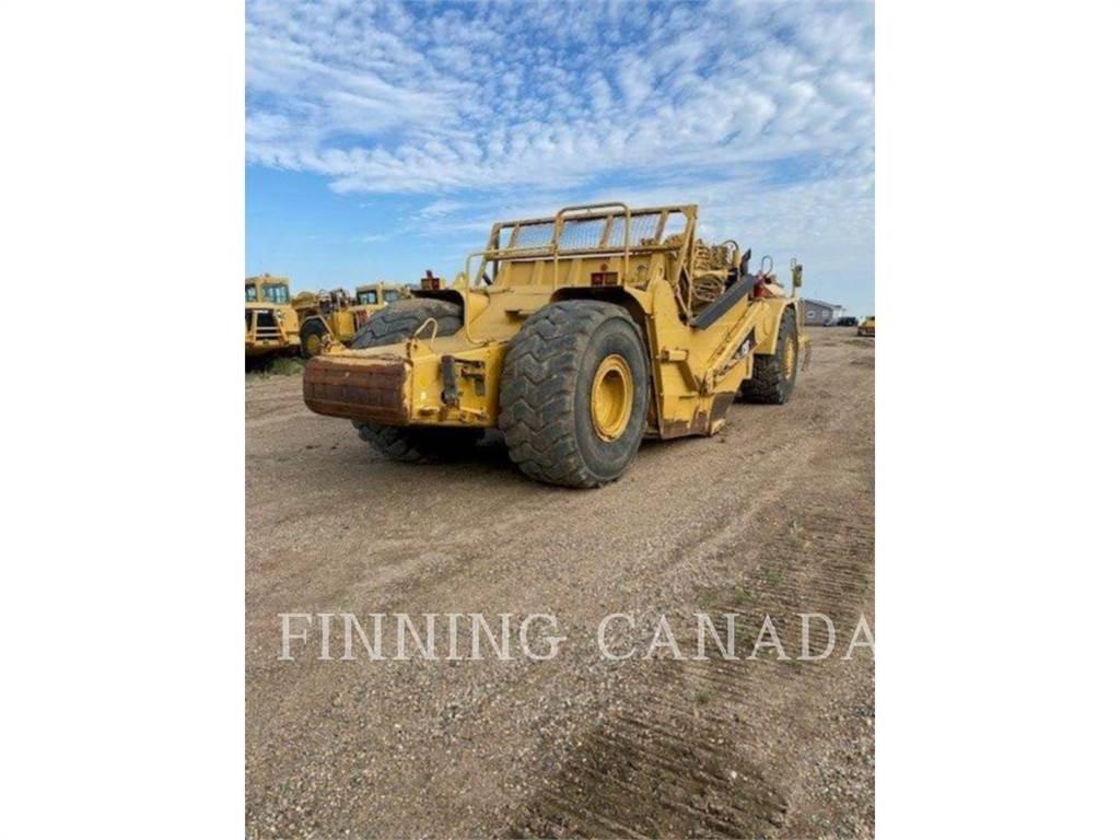 CAT 621G Skrejpre