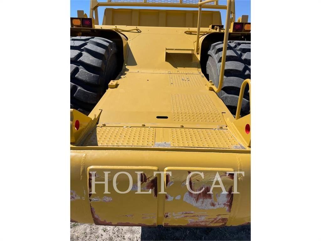 CAT 621G Skrejpre