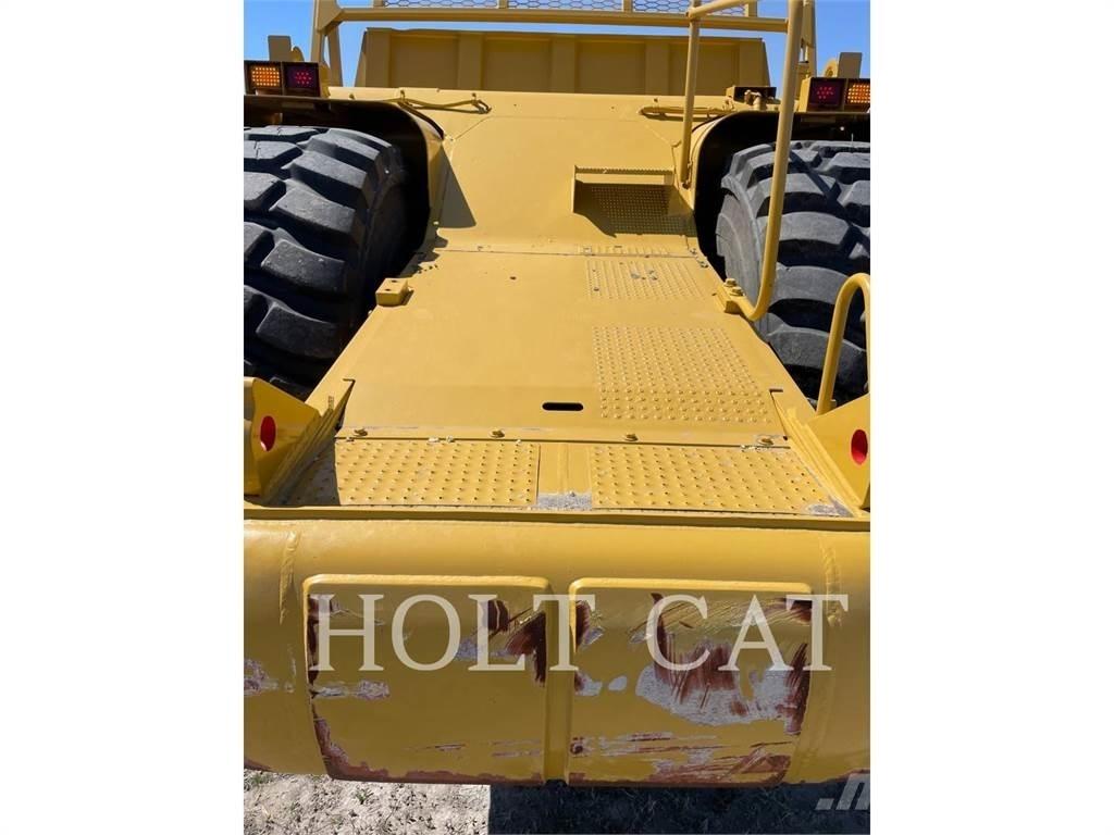 CAT 621G Skrejpre