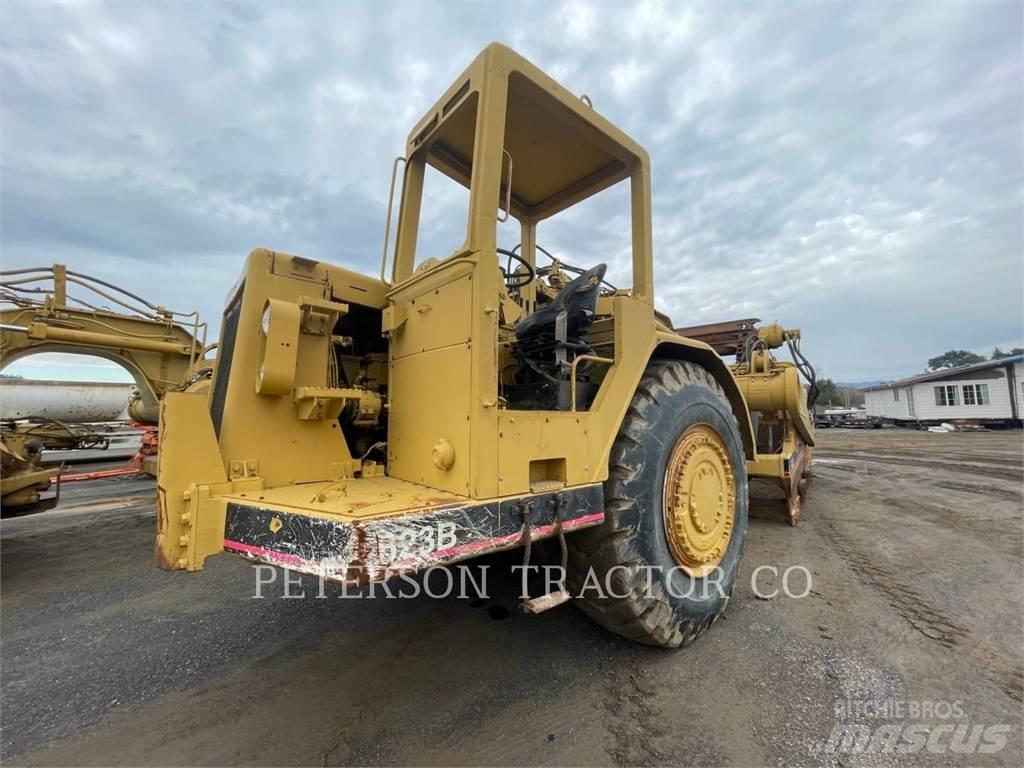 CAT 623B Skrejpre