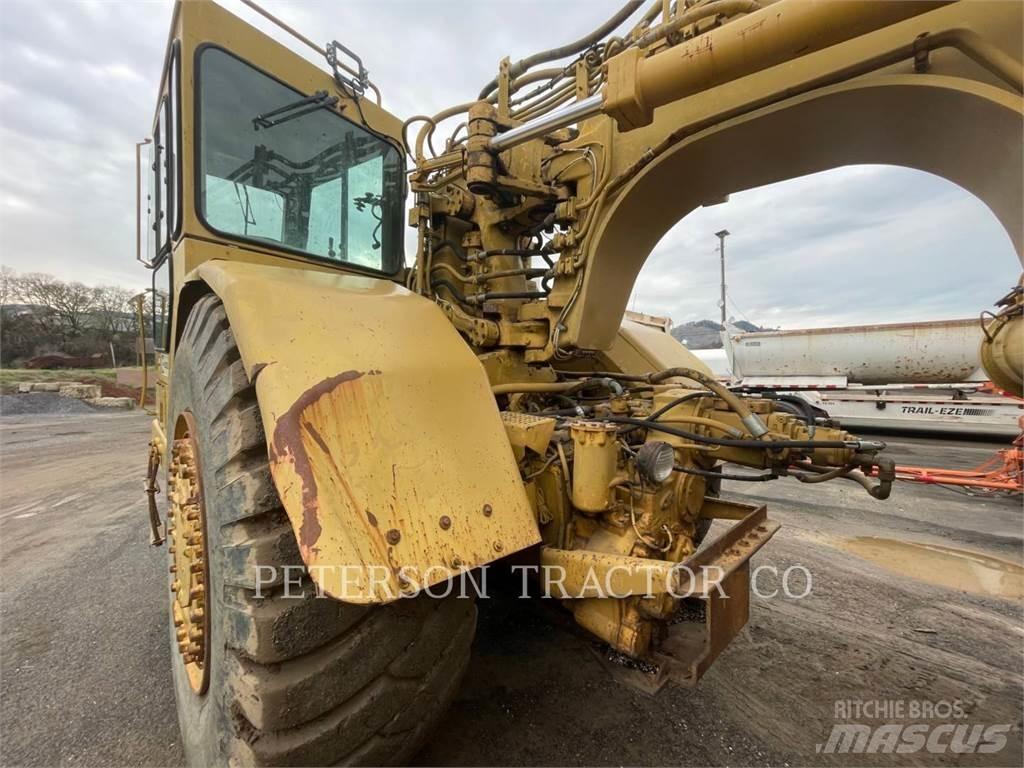 CAT 623E Skrejpre